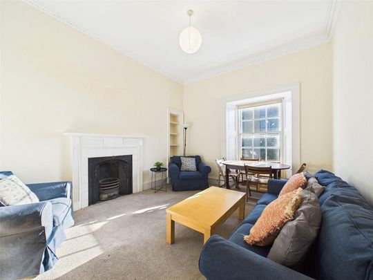 5 bedroom apartment to rent - Photo 1