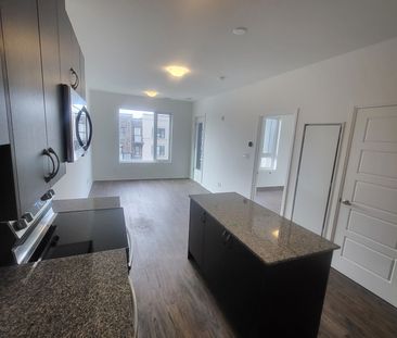 For Lease - 3285 Carding Mill Trail Unit# 305, Oakville, Ontario - Photo 2