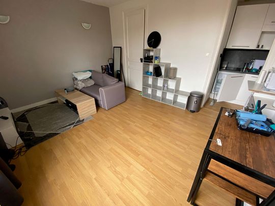 À LOUER – T2 MEUBLÉ de 32 m², Rue Jean-Jaurès – LILLE MOULINS réf 602-001 - Photo 1