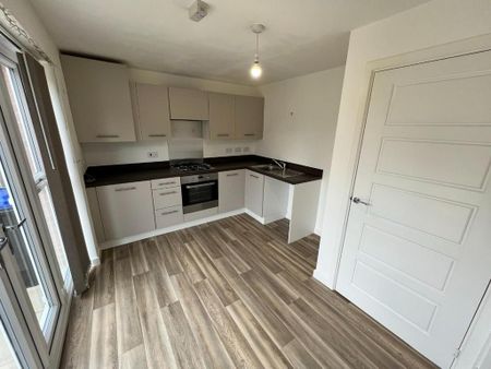 2 bedroom terraced house to rent - Photo 4