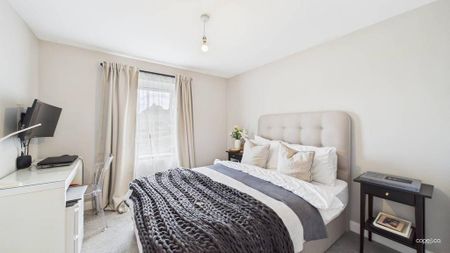 3 bedroom detached house to rent - Photo 4