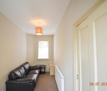 4 bedroom house to rent - Photo 1