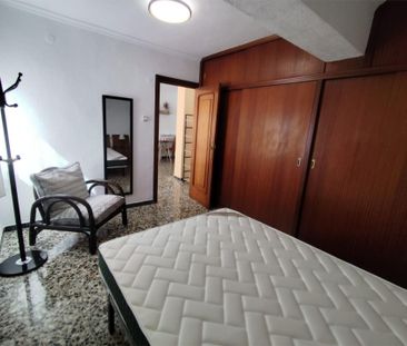 Piso de alquiler en Calle de la Cruz del Sur, 12, Florida Alta - Photo 3