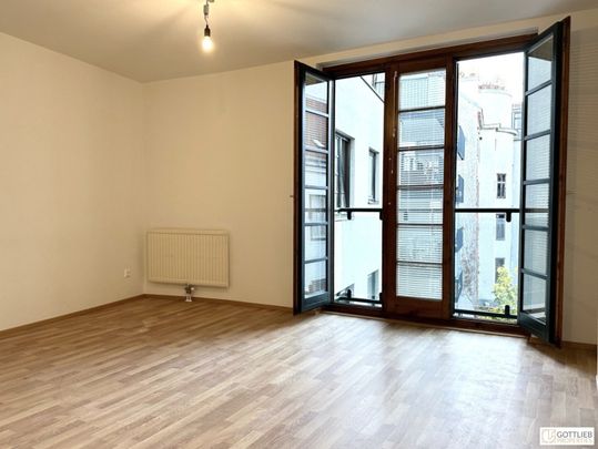 Nähe U3 und Mariahilfer Straße! Unbefristete 2-Zimmer-Wohnung in Stockwerks- und Grünruhelage - Photo 1