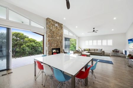 Sublime Beachside Escape - Photo 2