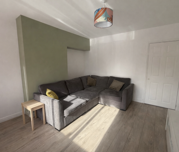 Holbeach Gardens, Sidcup, DA14 - Photo 2