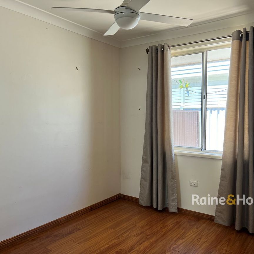 1/100 Broken Bay Road, Ettalong Beach, NSW 2257 - Photo 1