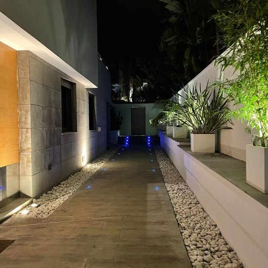 Nagüeles, Marbella Golden Mile, Marbella, Andalusia 29602 - Photo 1