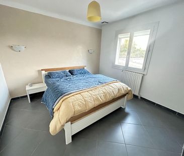 Location Appartement 3 pièces 75m² MARTIGUES 13500 - Photo 3