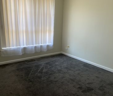 2/8 Medhurst Street, Burwood East VIC 3151 - Apartment For Rent | D... - Photo 3