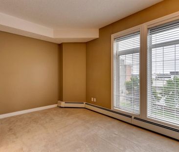 2 Bed Condo In Beltline With Undgr.Parking/In Suite Laundry/ Heat &... - Photo 3