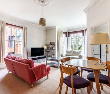 A first floor apartment to rent in a characterful building within a... - Photo 2