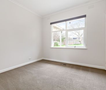 Centrally Located. - Photo 2