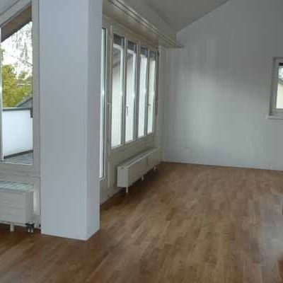 Light-flooded penthouse apartment with two terraces! - Photo 4