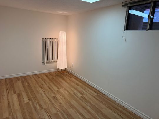 For Lease - 227 Evelyn Avenue Unit# Basement, Toronto, Ontario - Photo 1