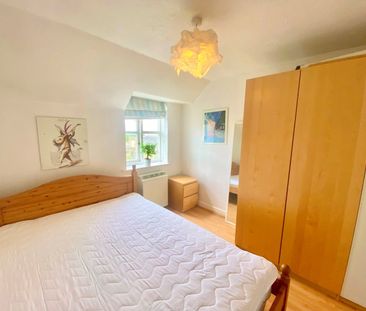 Room in a Shared Flat, Rembrandt Way, RG1 - Photo 4