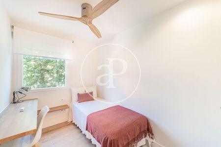 Flat for rent in Nueva España (Madrid) - Photo 2
