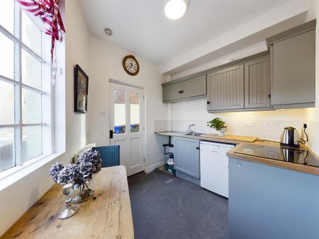 1 bedroom end of terrace house to rent - Photo 4