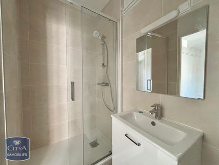 Location Appartement 2 pièces 55m² LYON 7ème - Photo 3