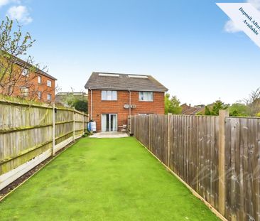 2 bedroom semi-detached house to rent - Photo 6