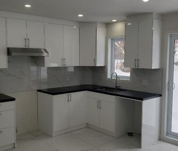 Grand 4 ½ sur 2 étages, 1218 pieds carrés, avec 2 grandes chambres,... - Photo 2