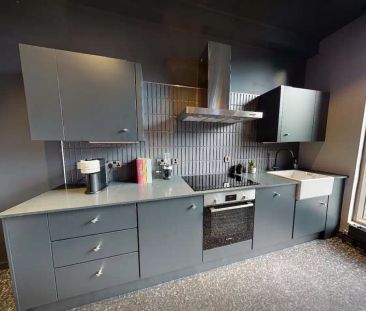 One Bed Apartment - Photo 5