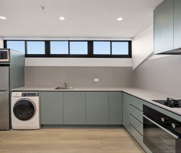 Top floor luxury studio just 700m from Ashfield Station | IVY Ashfield - Photo 6