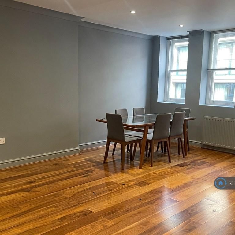 3 bedroom flat to rent - Photo 1
