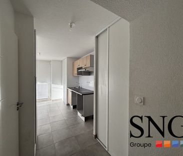 T2 AVEC TERRASSE ET DOUBLE PARKING - Photo 3