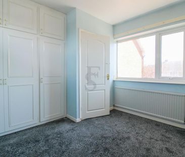 5 bedroom detached house to rent - Photo 1