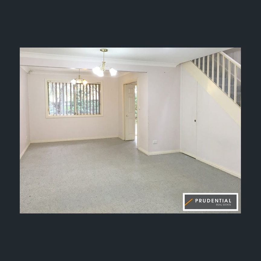 Large Family Townhouse - Photo 1
