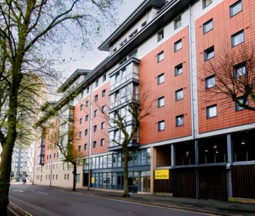 Extra Large Ensuite - Photo 6