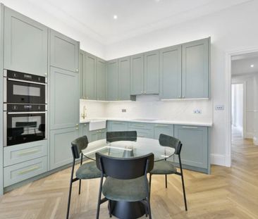 2 Bed Flat, Trebovir Road, SW5 - Photo 1