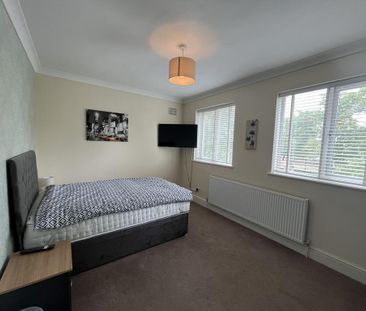 4 bedroom house share to rent - Photo 1
