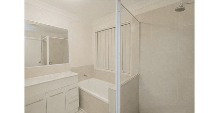 Comfortable Family Living in Peaceful Gracemere Location - Photo 4