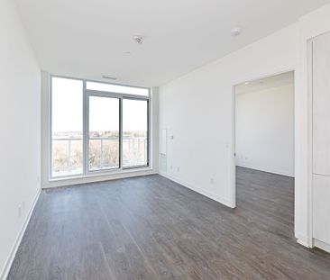 For Lease - 6 David Eyer Road Unit# 806, Richmond Hill, Ontario - Photo 3