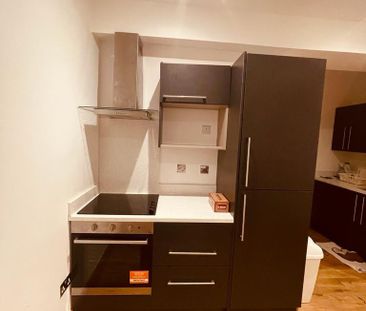 1 bedroom apartment to rent - Photo 2