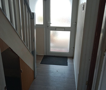 2 bedroom house to rent - Photo 1