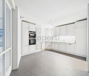 Renovierte 4.5-Zimmer-Wohnung in historischem Gebäude in Horw - Photo 2