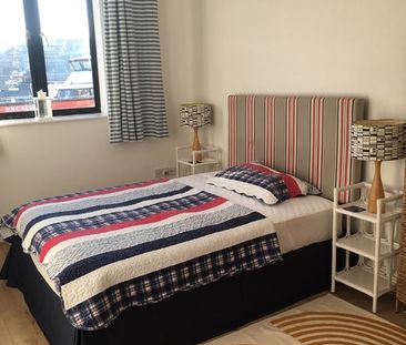 1 Bed Flat, South Ferry Quay, L3 - Photo 1