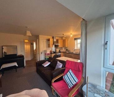 Highridge Green, Bishopsworth - Photo 2