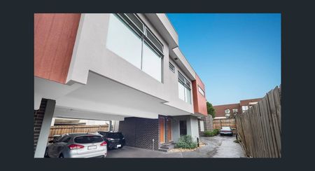 2/2 Duggan Street, Brunswick West, VIC 3055 - Photo 5