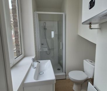 Location Appartement 2 pièces 25m² HAUBOURDIN 59320 - Photo 2