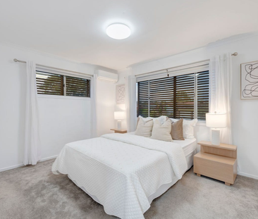 Light-Filled Family Home with Entertainer's Deck & Parkside Position! - Photo 6