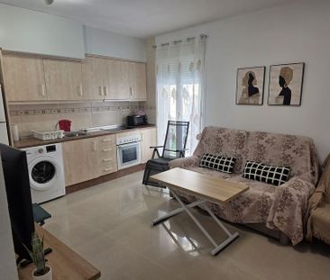 Alquiler de piso en Calle Oviedo - Photo 3