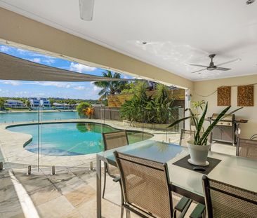 Stunning 1-bedroom Studio with Exclusive Swimming Pool Access and W... - Photo 3