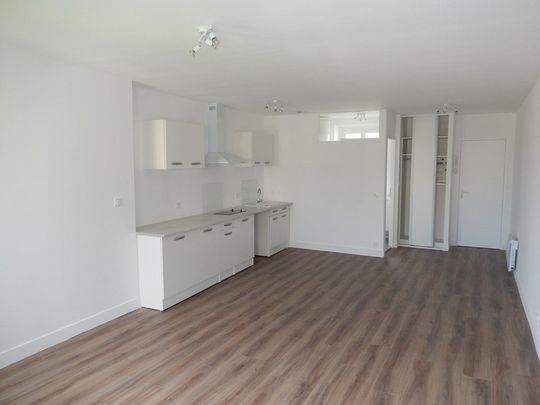Location Appartement 1 pièce 34m² BORDEAUX 33000 - Photo 1