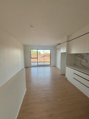 Modern quality living - Photo 3