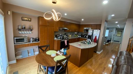 For Lease - 9 Fairhill Avenue, Brampton, Ontario - Photo 4