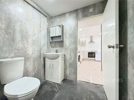 1 bedroom bungalow to rent Thorpe Road, Norwich, Norfolk, NR1 - Photo 3